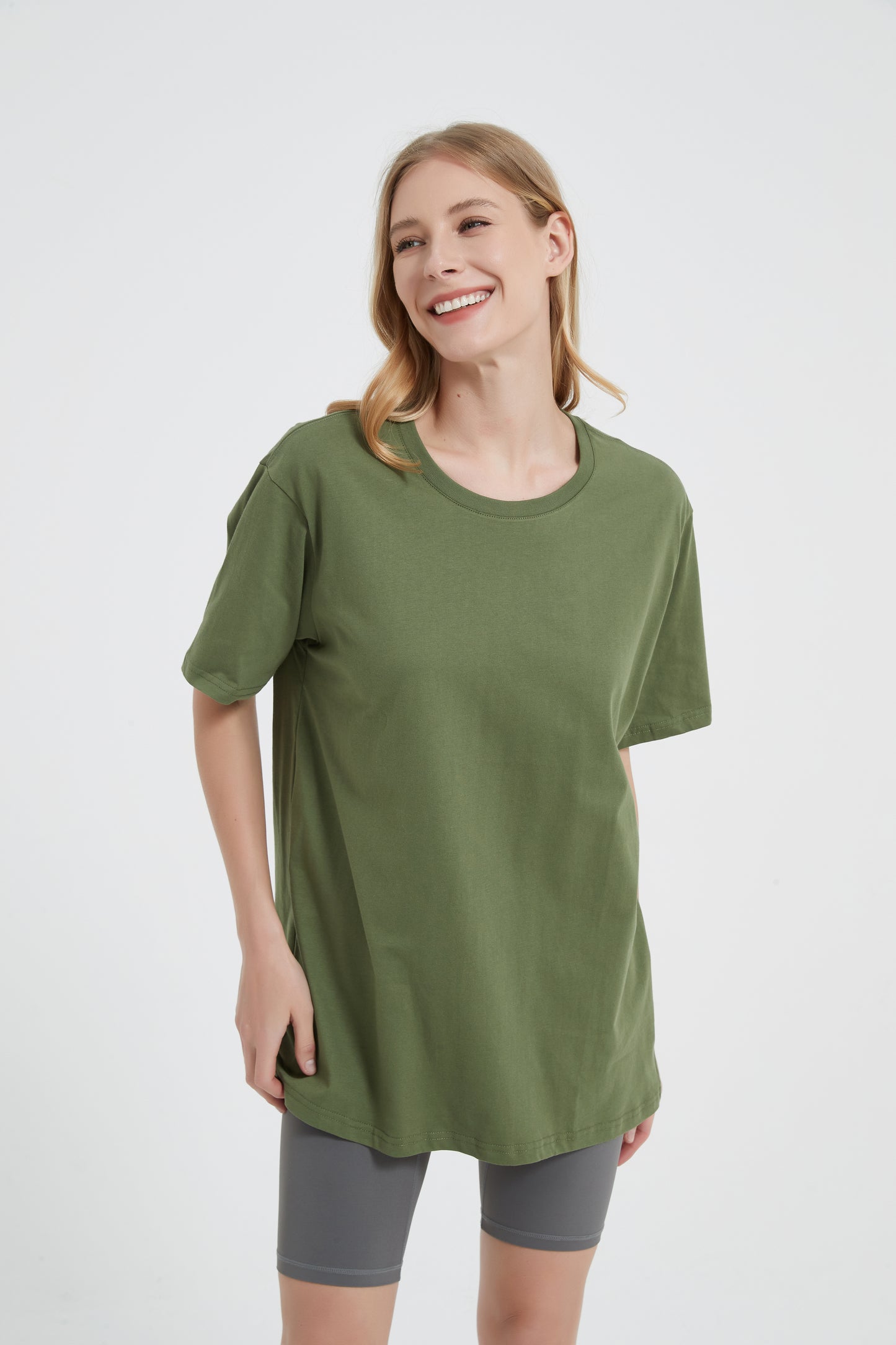 Yokvan Essential Tee-Olive