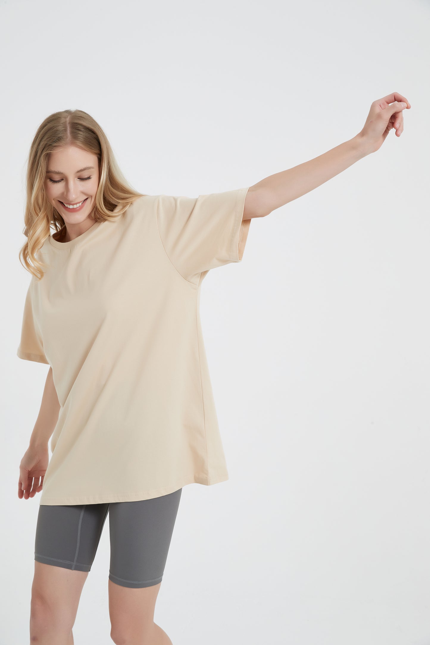 Yokvan Essential Tee-Beige