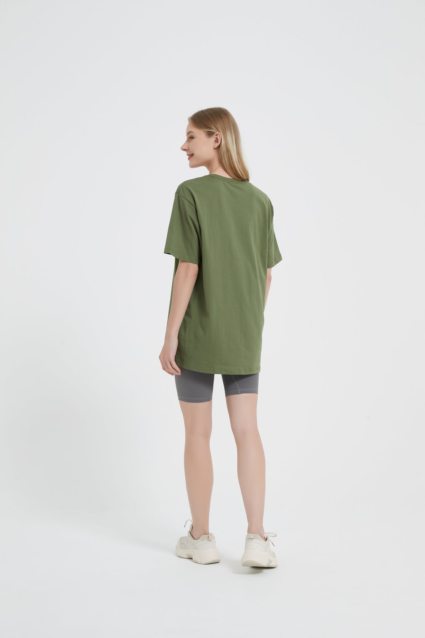 Yokvan Essential Tee-Olive